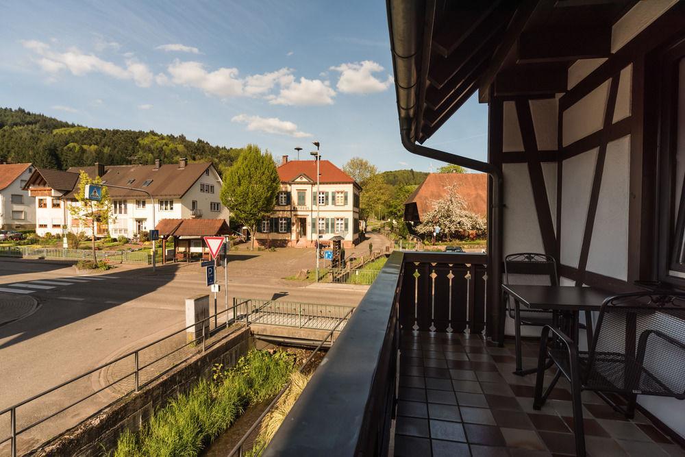 Landgasthof Ochsen ゼールバッハ エクステリア 写真